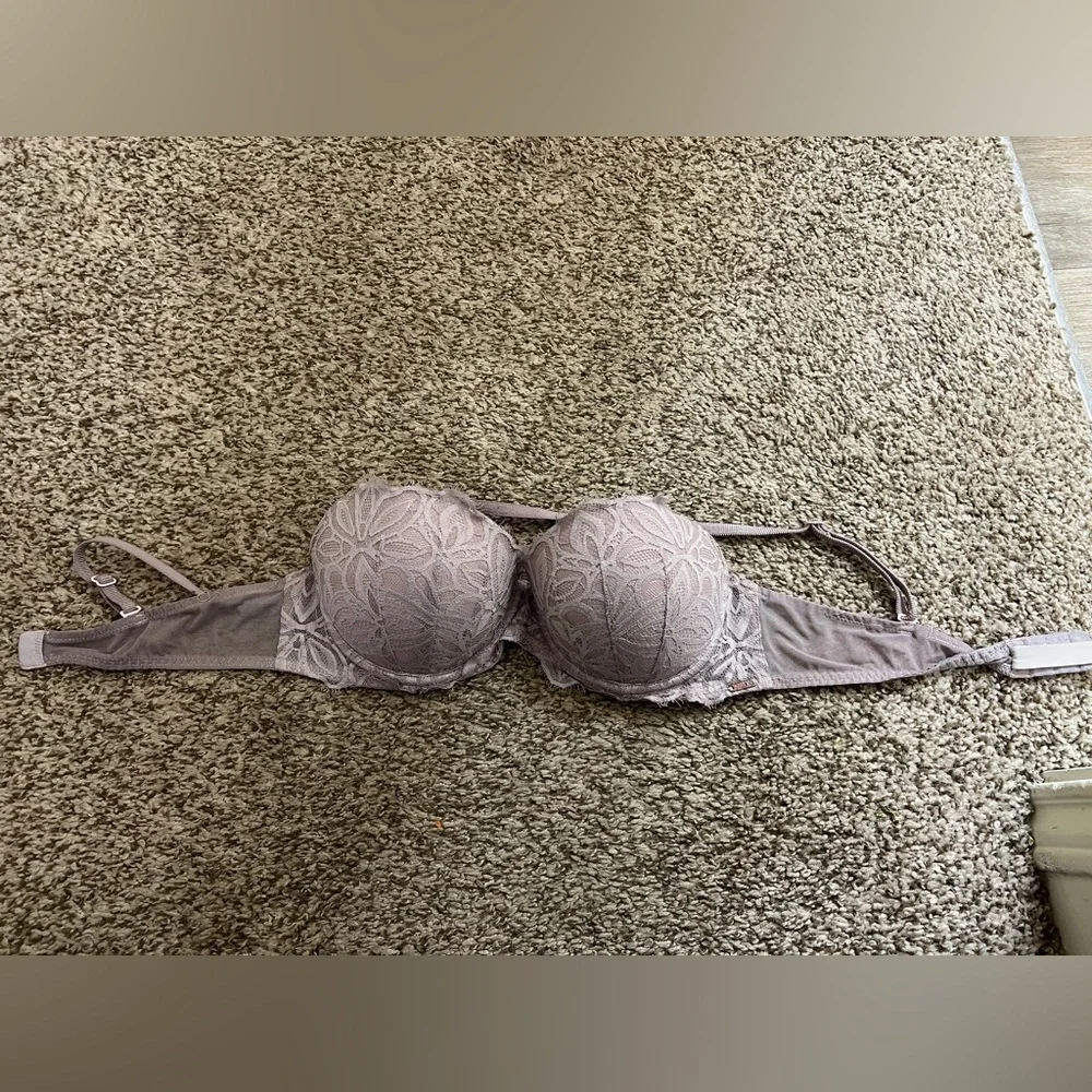 PINK Women’s Lace Push-Up Bra Bundle - Picture 11 of 13